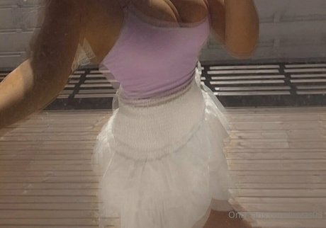 tuvas03 perfect actress photos