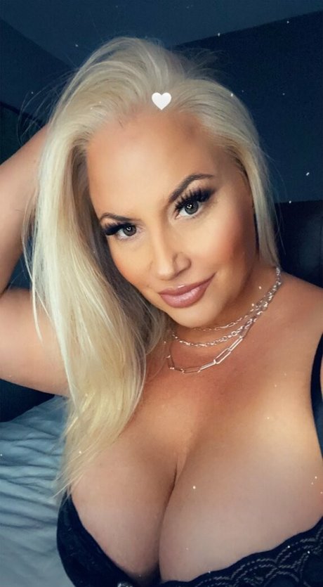 black bunny onlyfans top galleries