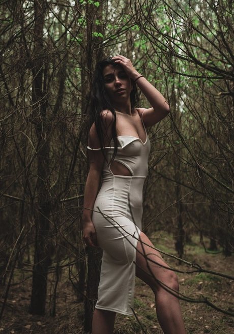 Filipa Sousa pornographic model img