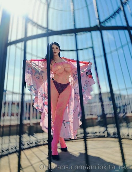 anriokita real naked actress pics