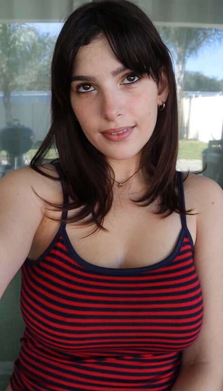 Givingyougrace model adult pics