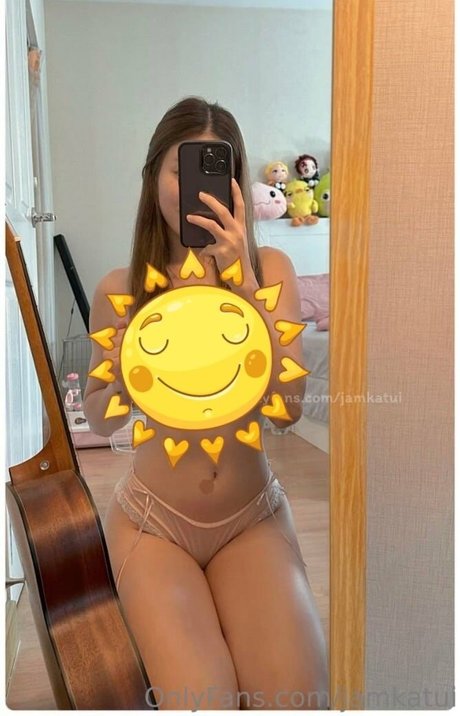 Katuuui pretty star photos