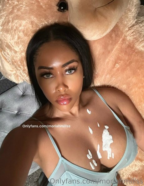 moriahmillss nude model pics