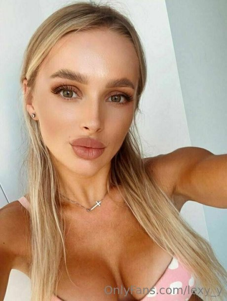 bbw brunette onlyfans beautiful xxx pic