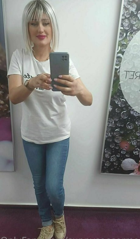 sunnysoccermommy pornstar pretty pics