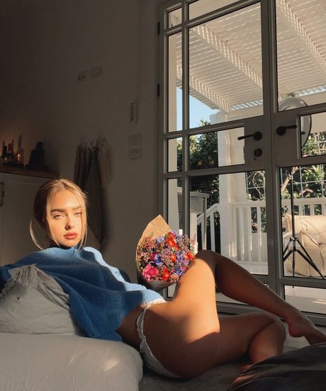 asian bbw onlyfans pornographic picture