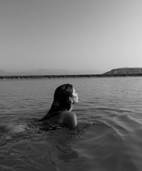 Yeela Frumkin pornstar sexy pictures