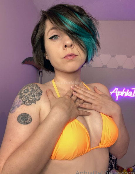 blonde yoga onlyfans hot naked pictures