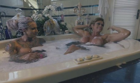 Dona Lyann Pohl top model gallery