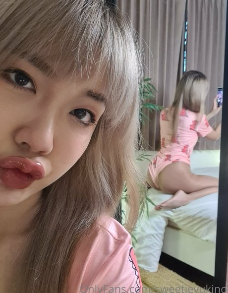 curly ebony onlyfans art nude picture