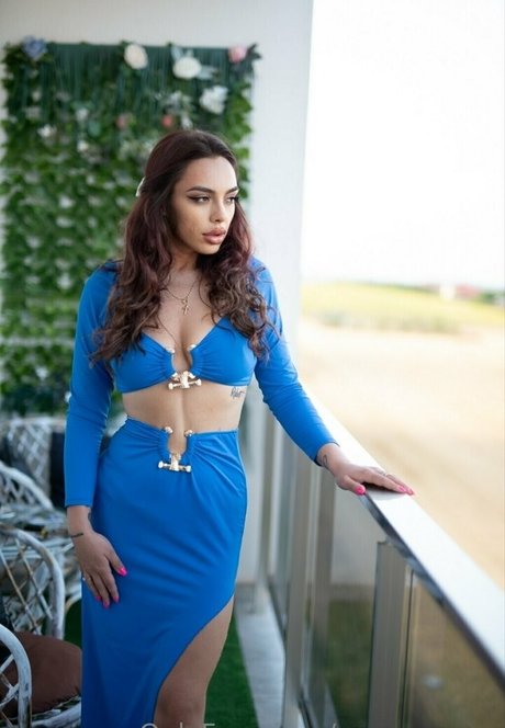 ozanaozana model adult photos