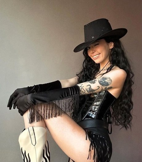 by owl nudes model galleries