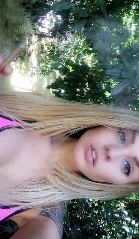 LilHerbLover pornstar hd gallery