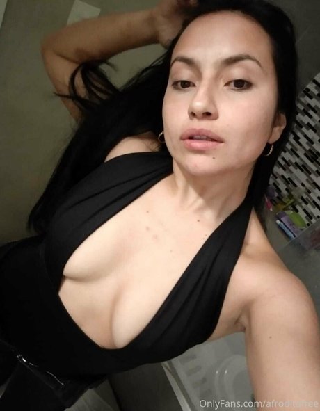 afroditafree star sexy pics