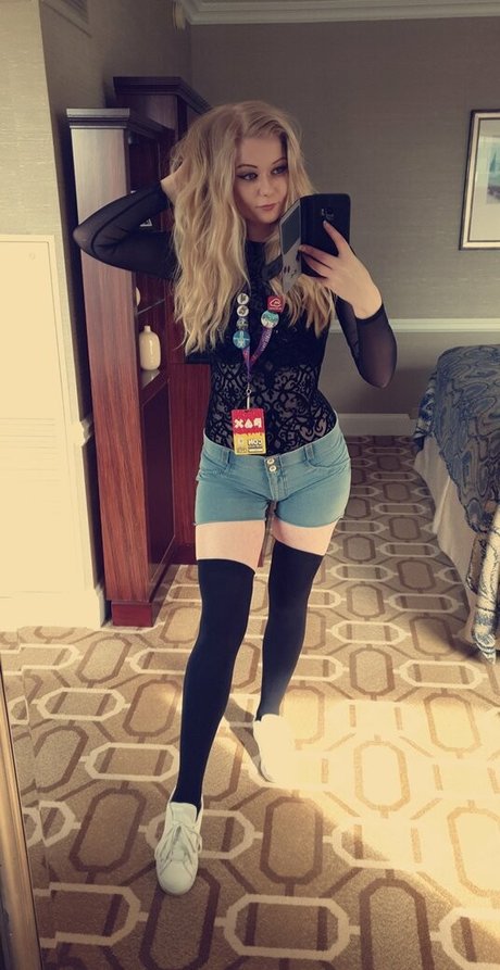 college girl onlyfans beautiful nude pic