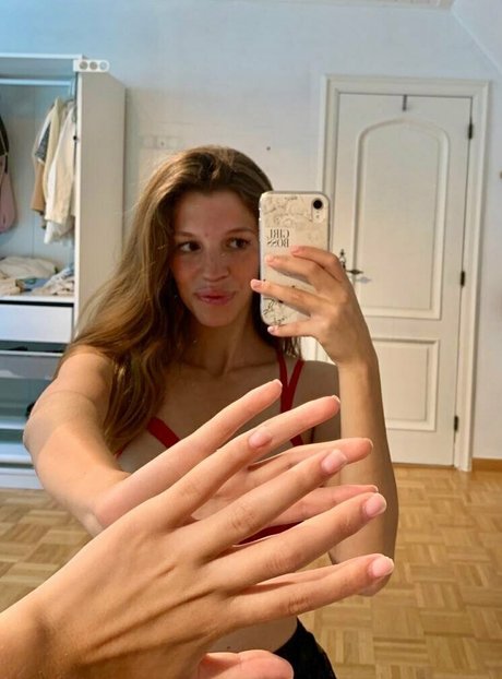 lovvejane nude model images