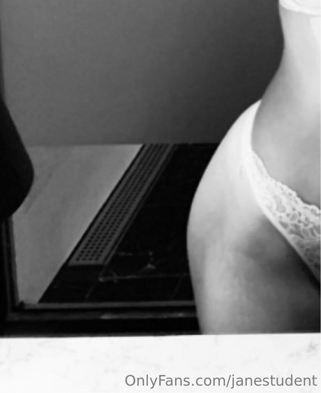 lovvejane star hd pics