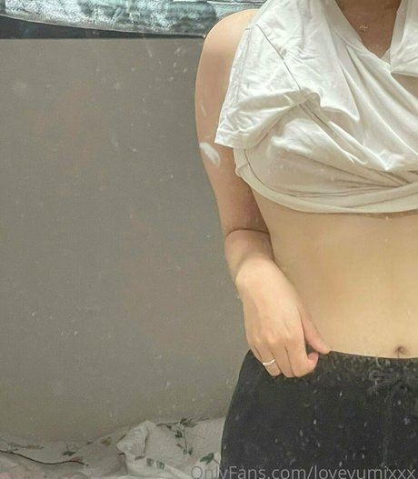 loveyumixxx nudes actress galleries