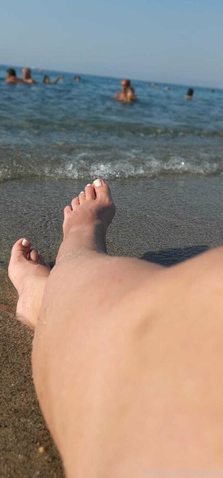 fat ass onlyfans adult image