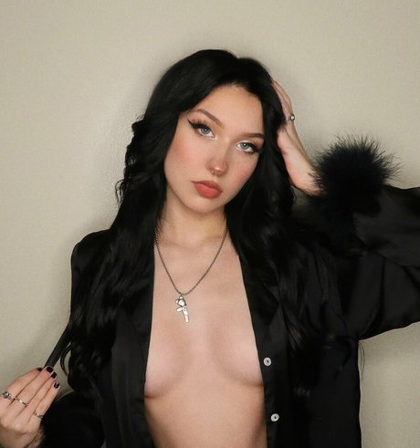 addyyraee free pornstar archive