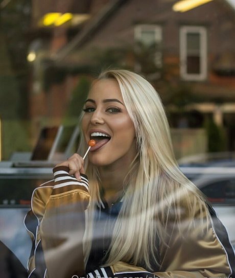 Shannon Henry perfect model pics