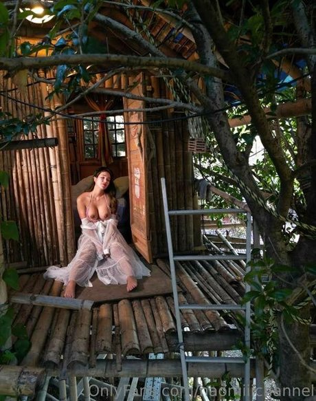 blonde yoga onlyfans perfect photos