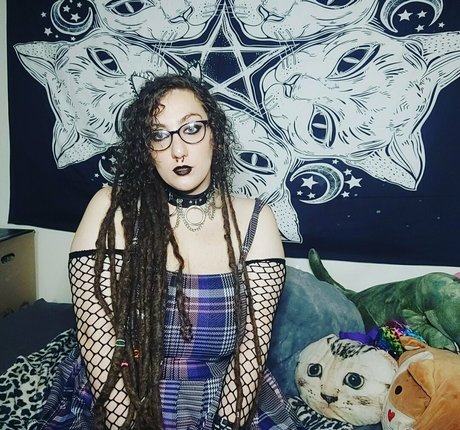 milkybaby94 high quality actress galleries