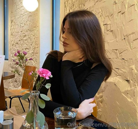 kira kirraa pornstar exclusive pic