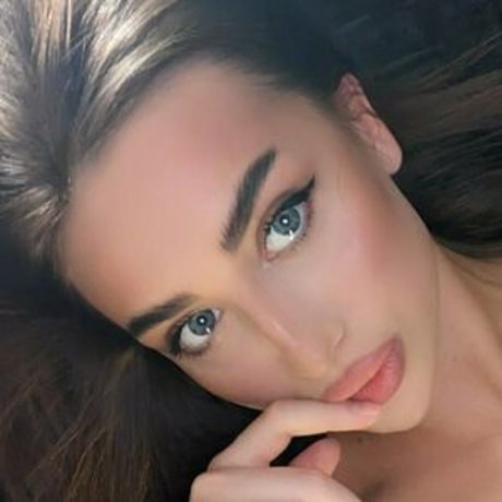 katecox nude model gallery