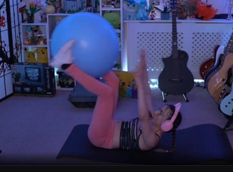 Millie Mossiae model photo