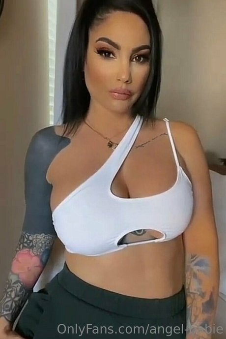 angel babie Quick model image