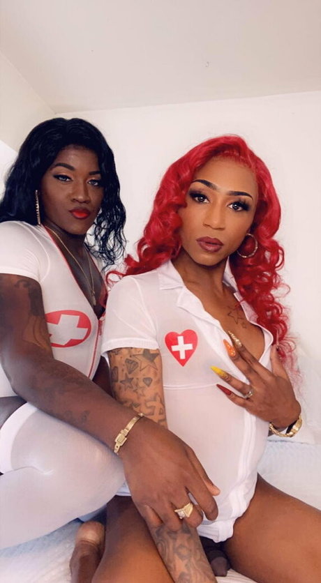 transsohot sexy star photo