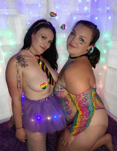 dom maiden420 art star gallery