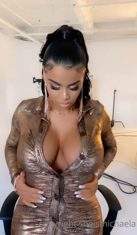 sheismichaela Profile pic