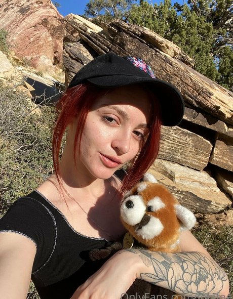 Lola Fae model best photo