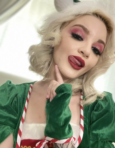 Lola Fae pornographic model photo