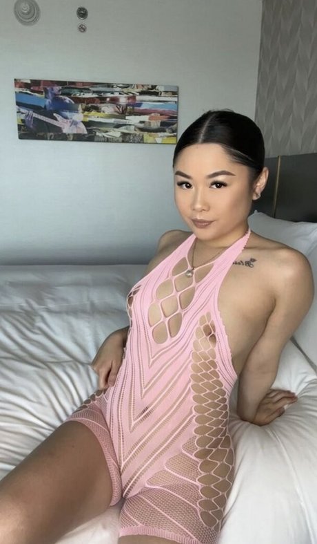 FineChina12 star naked galleries