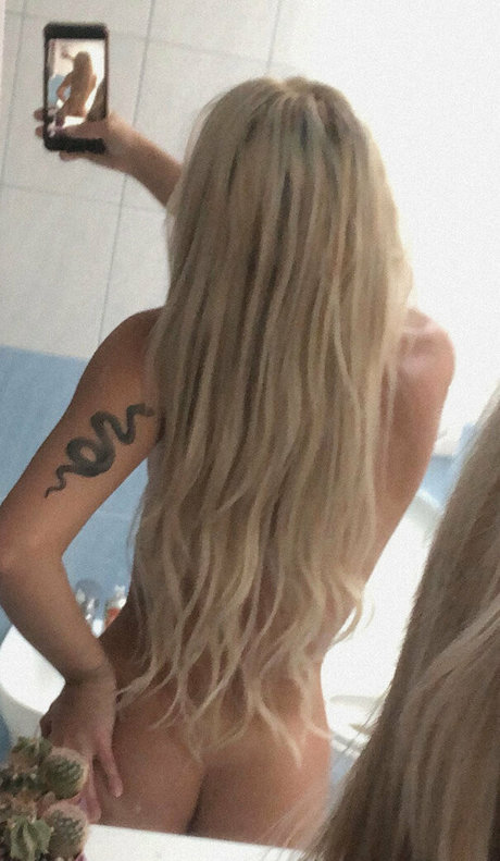 glxriq pornstar erotic archive