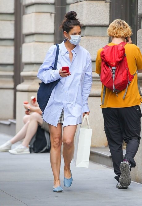 Katie Holmes actress image