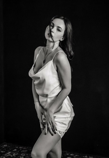 Sunshine13_ model best pictures