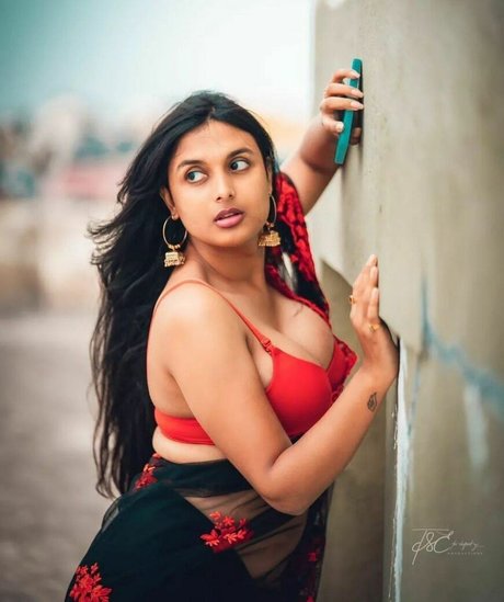 Yajna Seni erotic star photos