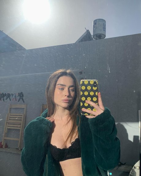 male onlyfans nudes img