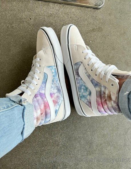 huge shemale onlyfans adult pictures