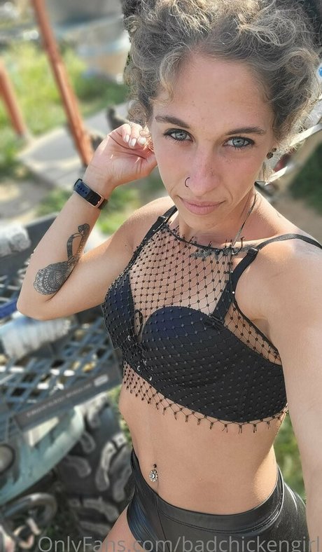 BadChickenGirl star exclusive gallery