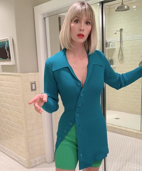 petite bbc onlyfans sexy xxx img