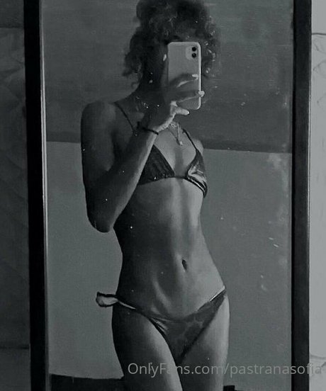 anasofropa model nude pic