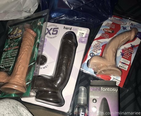 miinamariee art actress pictures