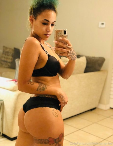 miinamariee model beautiful image