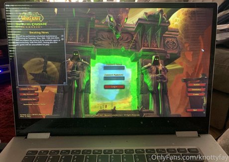 knottyfay star pornographic image