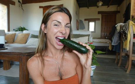 roxysdreamfree star hot pics